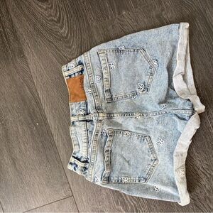 Closed Light Wash Denim Shorts with White Embroidered Butterflies